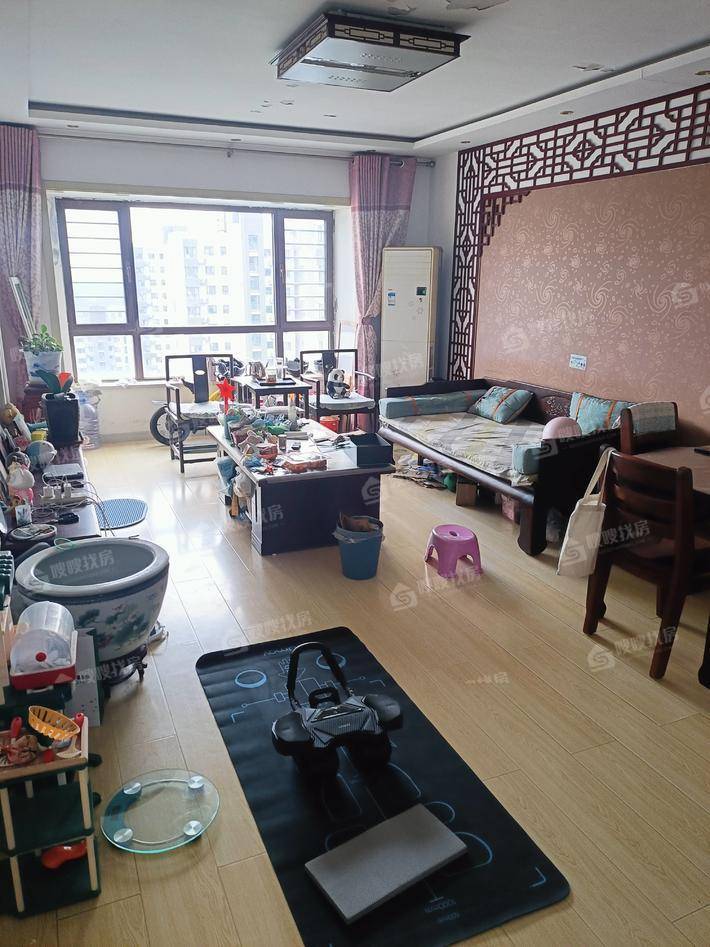 荣盛阿尔卡迪亚新儒苑3室2厅1卫90㎡