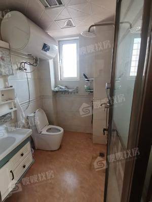 凤凰城（C区）4室2厅2卫180㎡