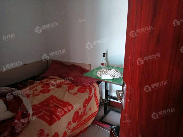 新华小区3室1厅1卫74㎡
