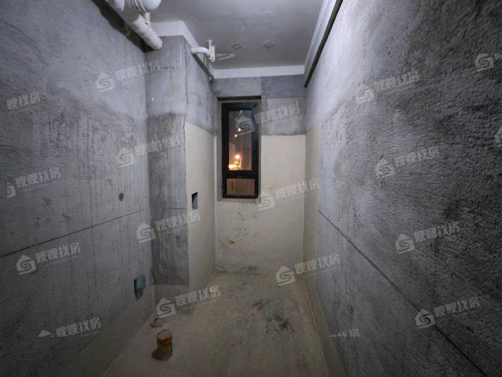 保利堂悦3室2厅2卫115㎡