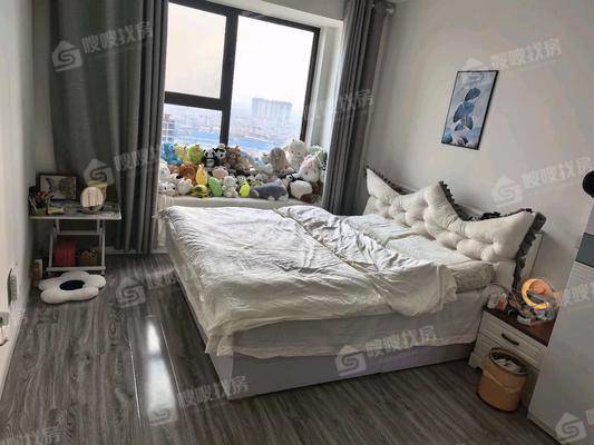 吾悦华府3室2厅2卫121㎡