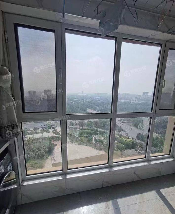 龙岸清华3室2厅1卫121㎡