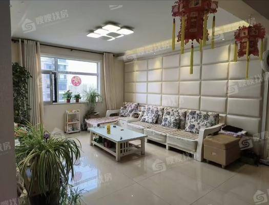 凤凰城（C区）3室2厅2卫136㎡