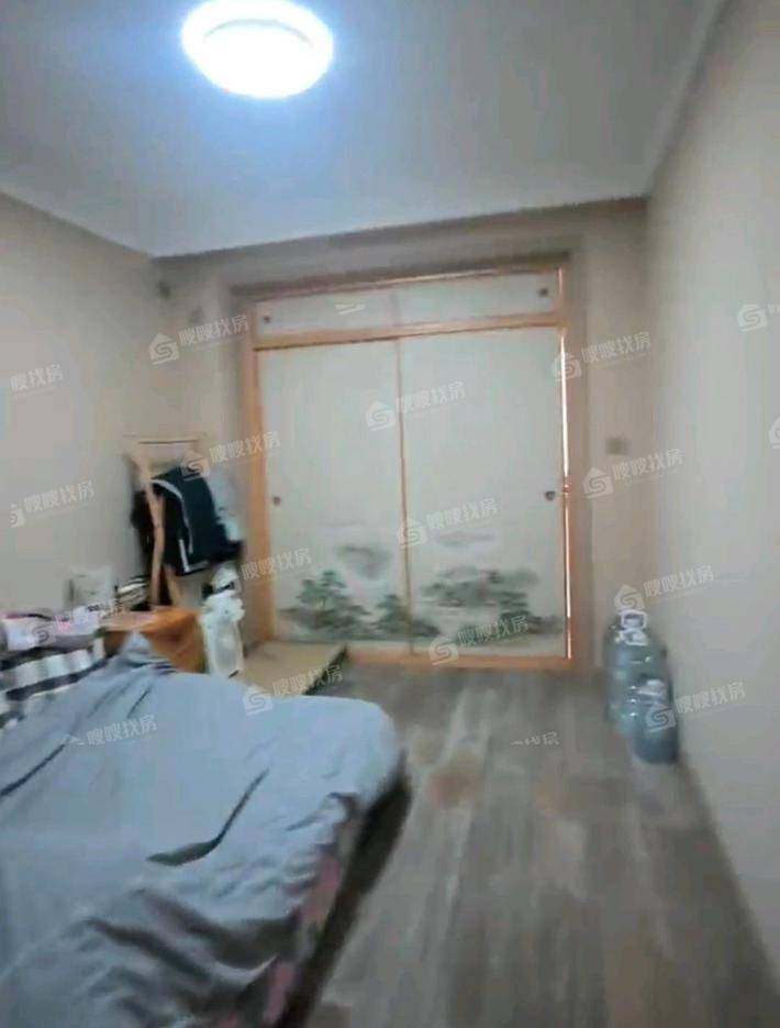 荣盛名邸3室2厅2卫129㎡