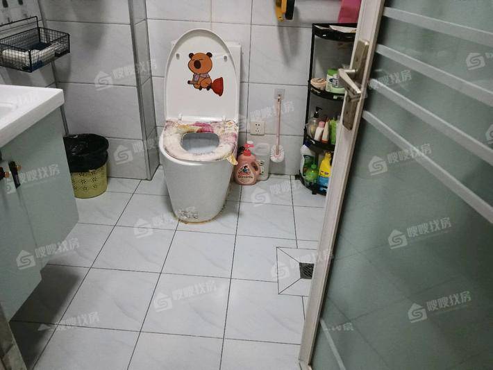 龙岸清华3室1厅1卫120㎡