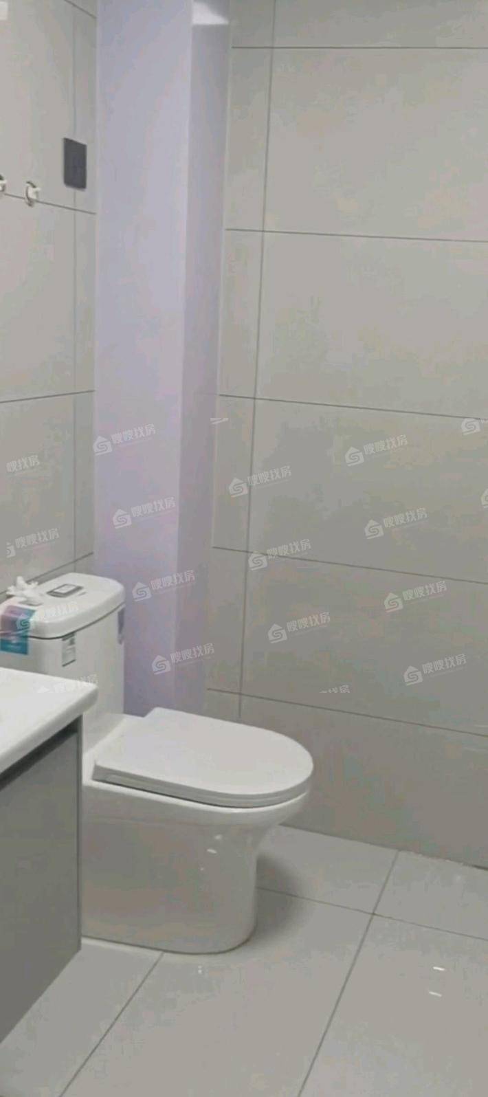 三里家园2室1厅1卫80㎡