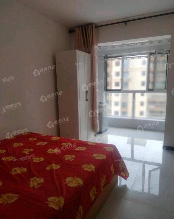 龙岸清华3室2厅2卫127㎡