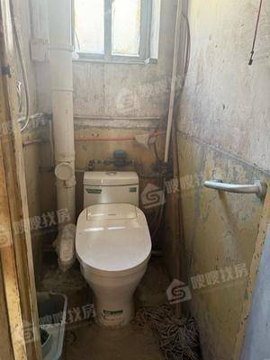 陵园小区3室2厅1卫69㎡