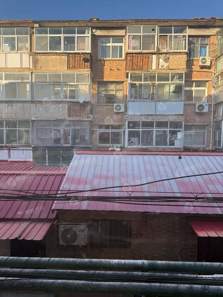 陵园小区3室2厅1卫69㎡