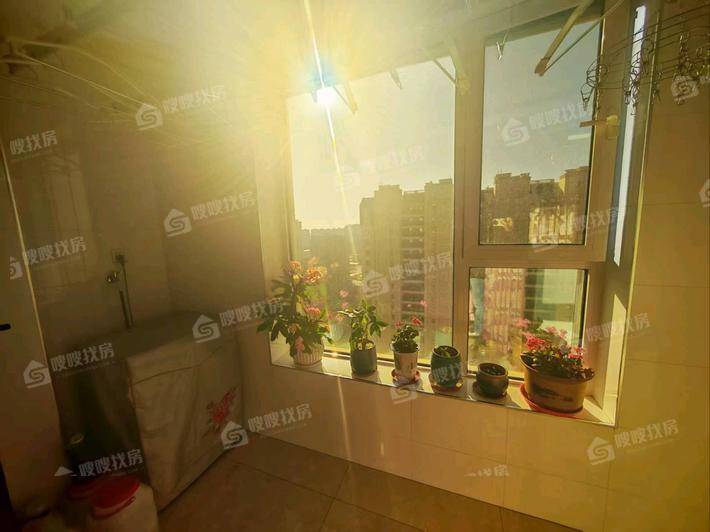 天成明月洲东区3室2厅1卫120㎡