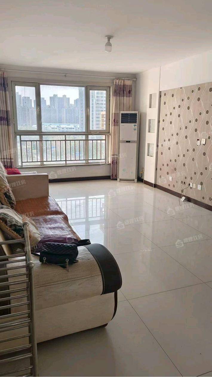 天成郡府西区3室2厅1卫117㎡