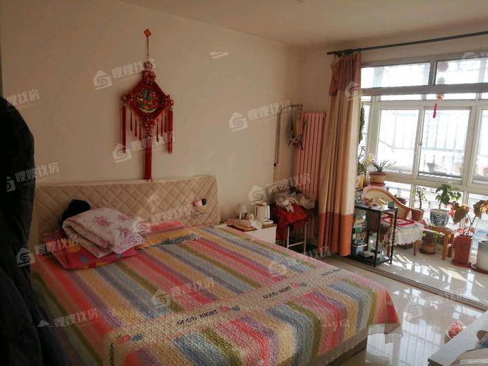 杂技团宿舍3室2厅1卫102㎡