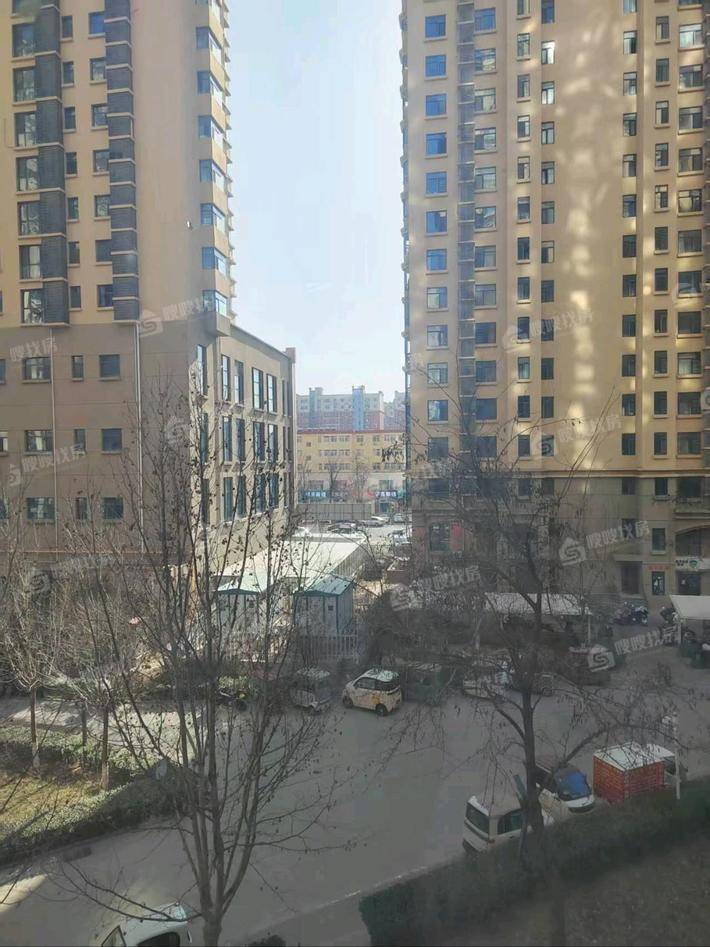 御河新城东区3室2厅2卫120㎡