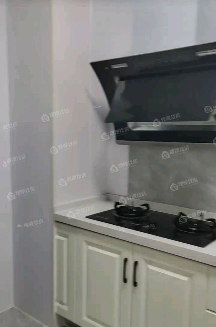 荣盛锦绣学府3室2厅1卫110㎡