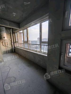 颐和尚城三区3室2厅2卫128㎡