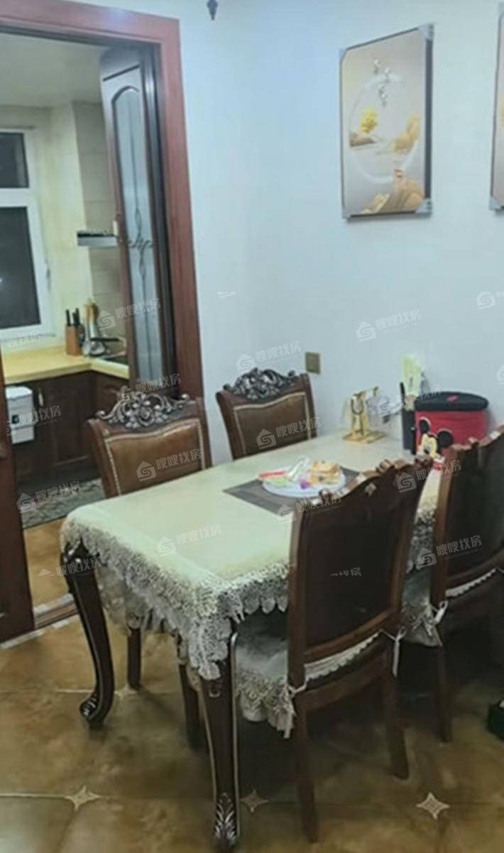 世纪金苑3室2厅2卫123㎡
