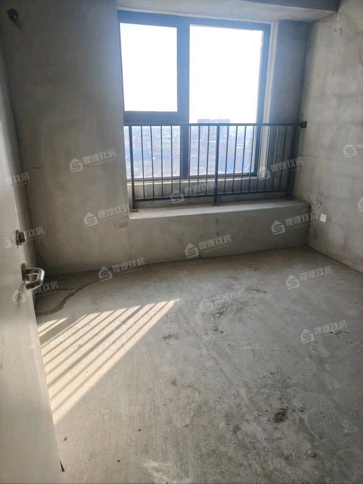 吾悦华府3室2厅1卫112㎡