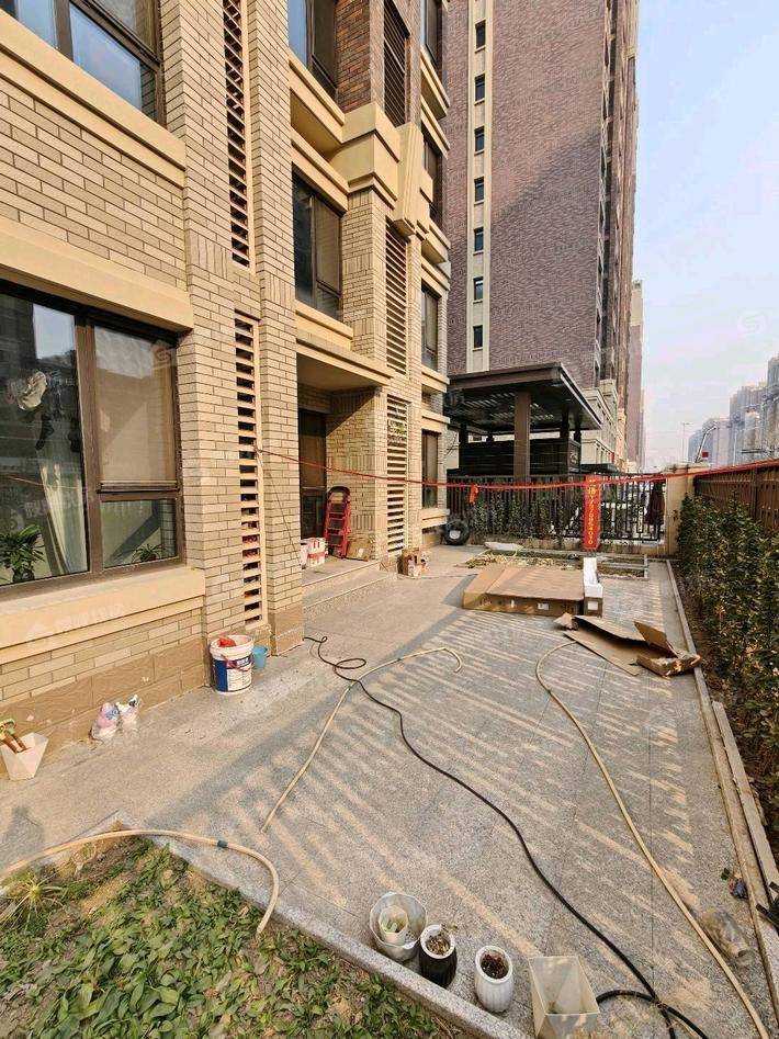 天成和悦名著西区3室2厅2卫147㎡