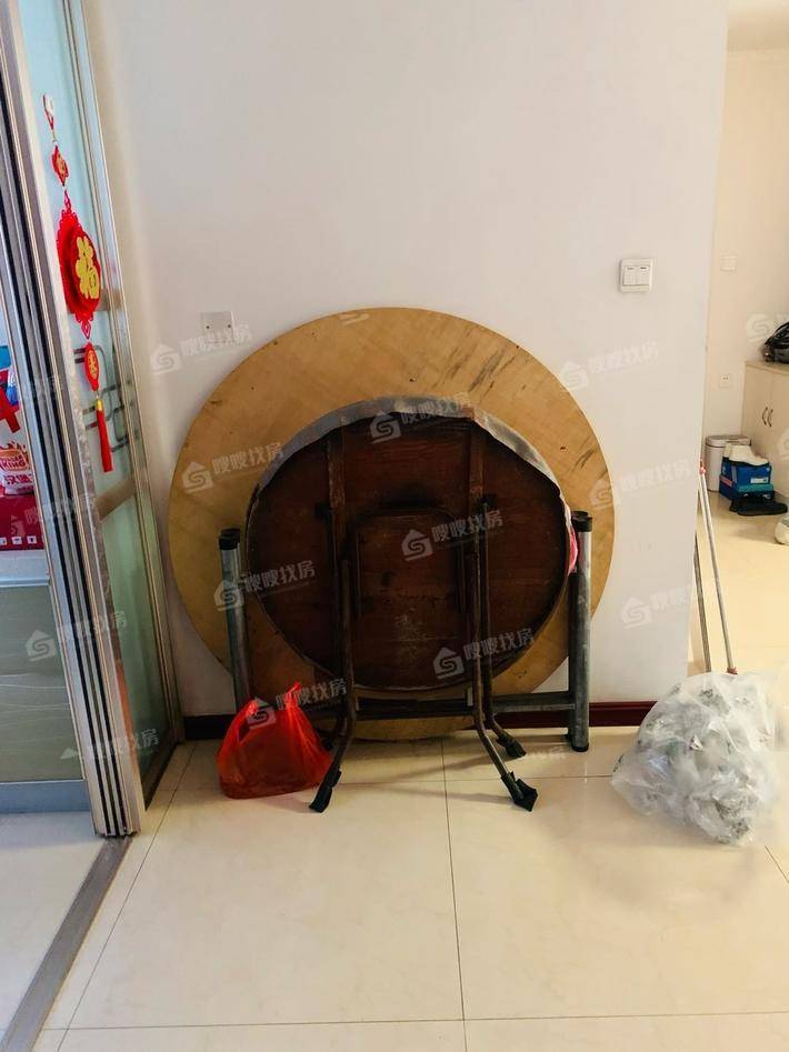凤凰城（B区）3室2厅2卫115㎡