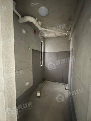 碧桂园江山印3室2厅2卫118㎡