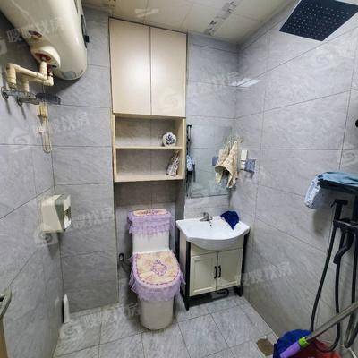 龙岸清华3室2厅1卫120㎡