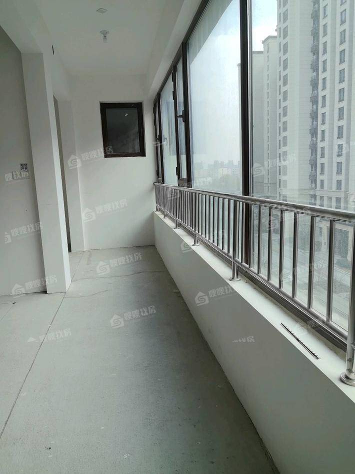 颐和君悦府4室2厅2卫148㎡