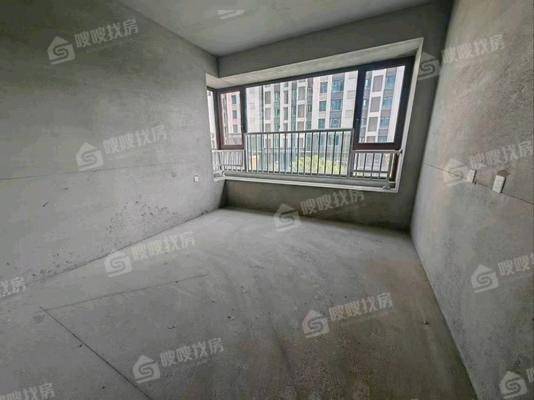 泰合荣盛华府（南区）3室2厅2卫139㎡