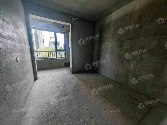泰合荣盛华府（南区）3室2厅2卫139㎡
