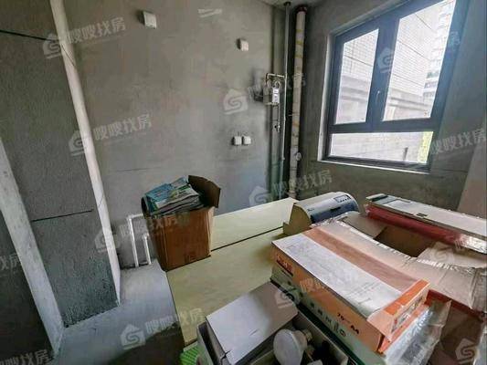 泰合荣盛华府（南区）3室2厅2卫139㎡