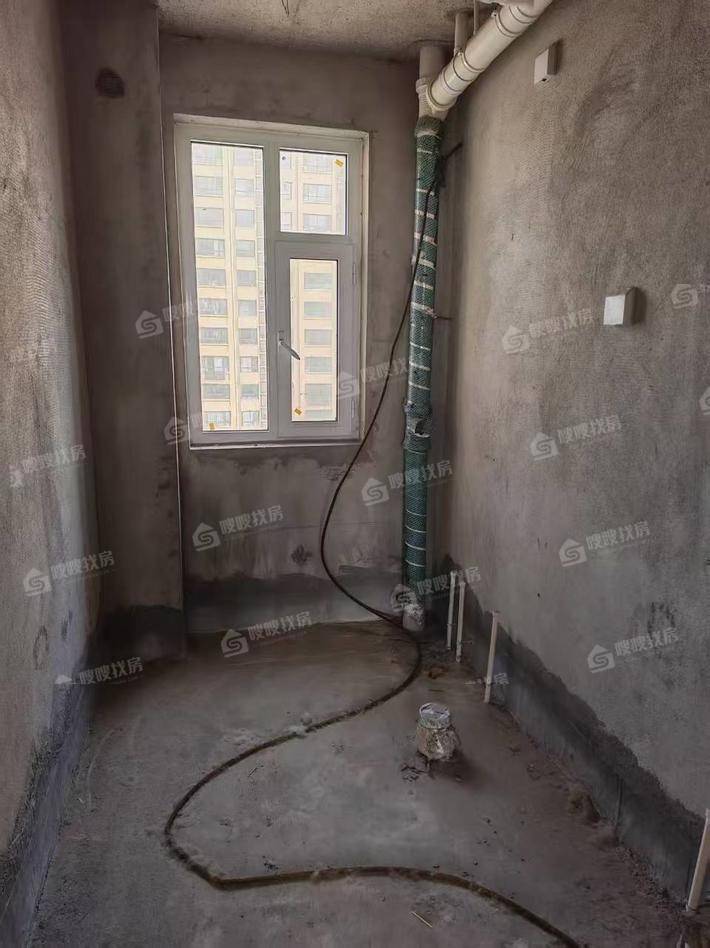 米苏阳光3室2厅2卫135㎡