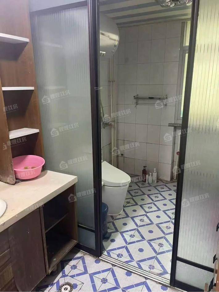 锦绣家园3室2厅1卫142㎡