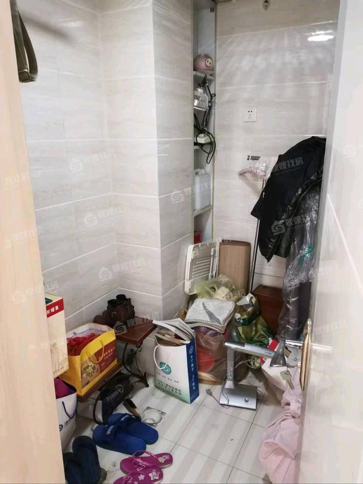 荣盛阿尔卡迪亚新儒苑3室2厅1卫116㎡