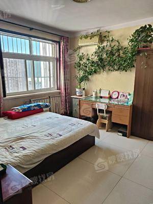 东方骏景3室2厅2卫125㎡