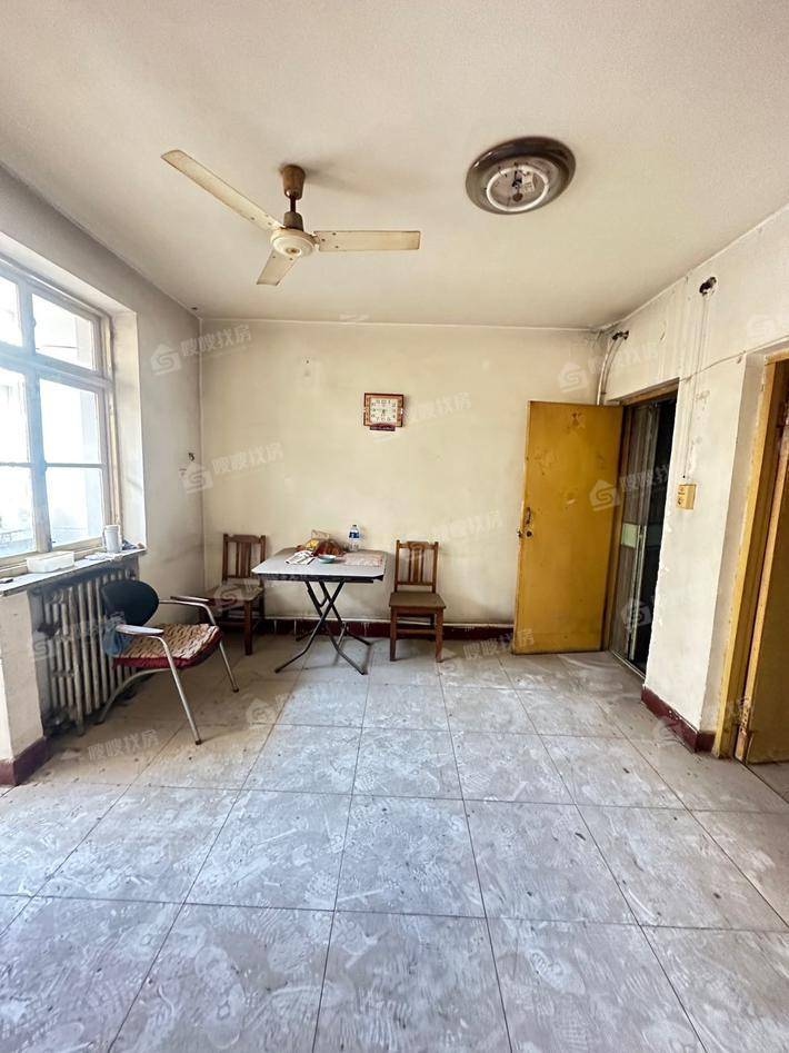 东环小区2室2厅1卫57㎡