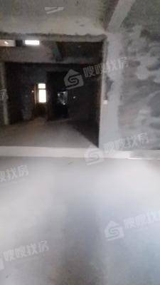 绿元尚邦4室3厅3卫240㎡