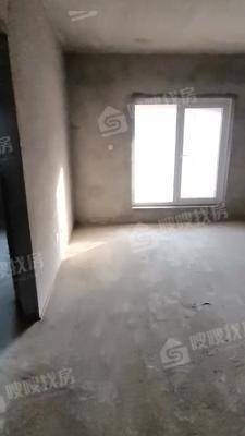 绿元尚邦4室3厅3卫240㎡