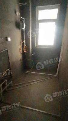 绿元尚邦4室3厅3卫240㎡