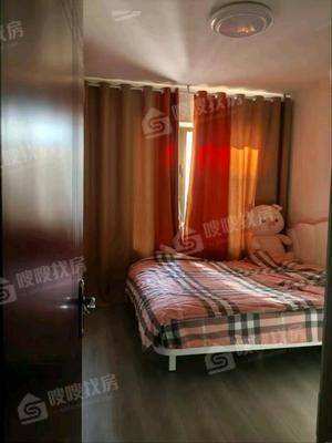 一世界书香华府2室2厅1卫90㎡