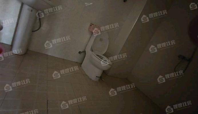 天成郡府东区3室2厅2卫130㎡