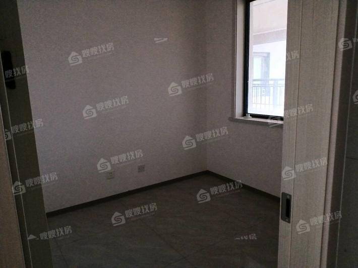 吾悦华府3室1厅1卫110㎡