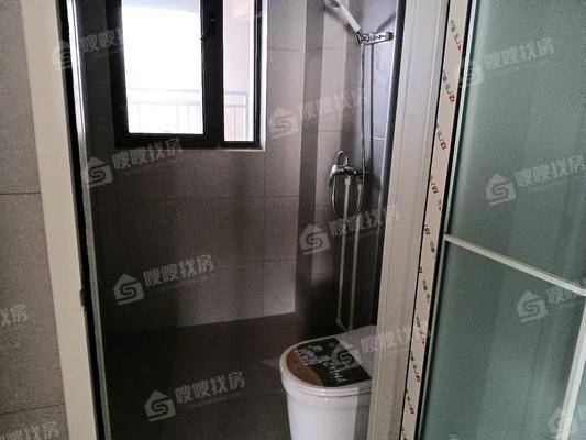 吾悦华府3室1厅1卫110㎡