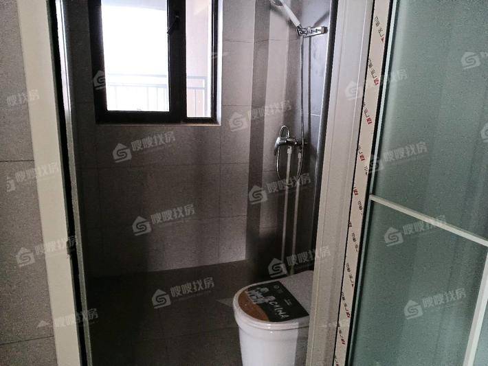 吾悦华府3室1厅1卫110㎡