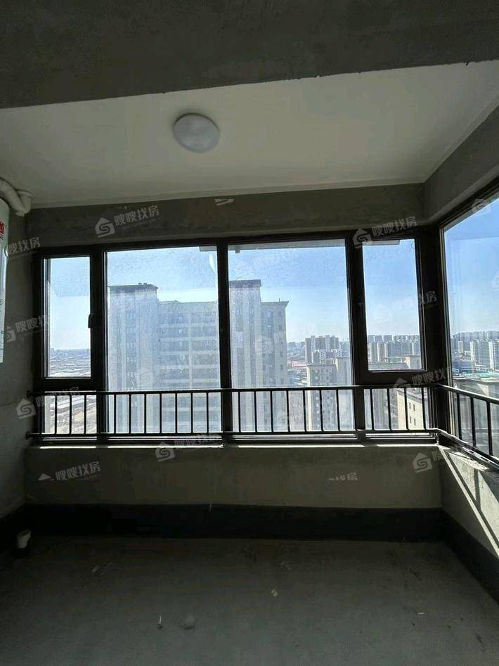 碧桂园江山印3室2厅2卫113㎡