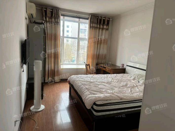 医专小区（新医专宿舍）3室2厅2卫146㎡