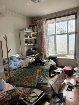 医专小区（新医专宿舍）3室2厅2卫146㎡