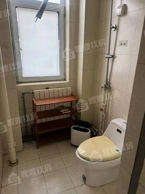 医专小区（新医专宿舍）3室2厅2卫146㎡