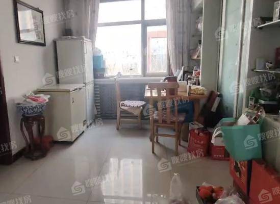 医专小区（新医专宿舍）4室2厅2卫155㎡