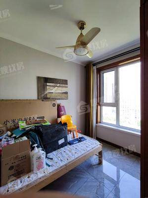 天成熙园一期4室2厅2卫138㎡