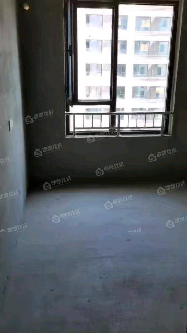 颐和君悦府3室2厅1卫112㎡