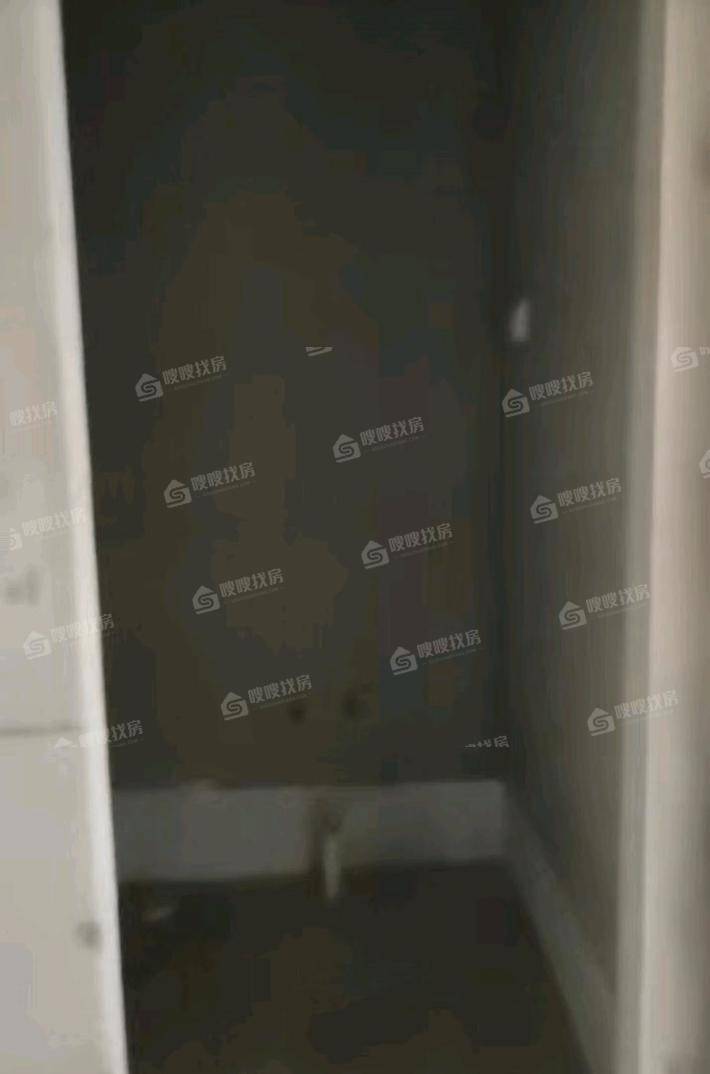 颐和君悦府3室2厅1卫112㎡